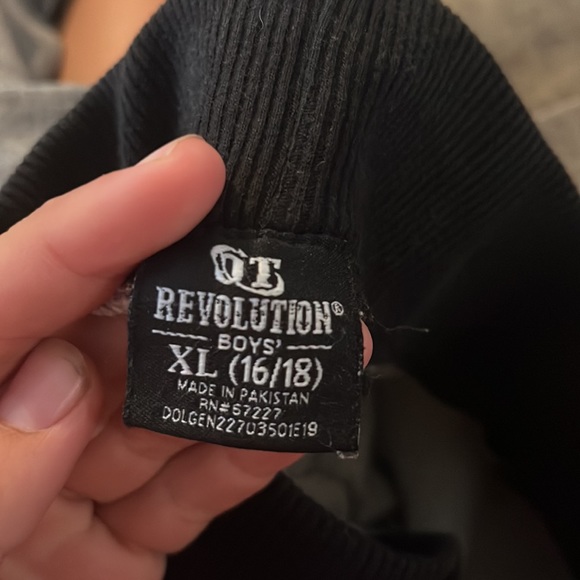 Revolution boys, xl/16/18 In boys, very comfy leg length 27.5 inch - Picture 6 of 6